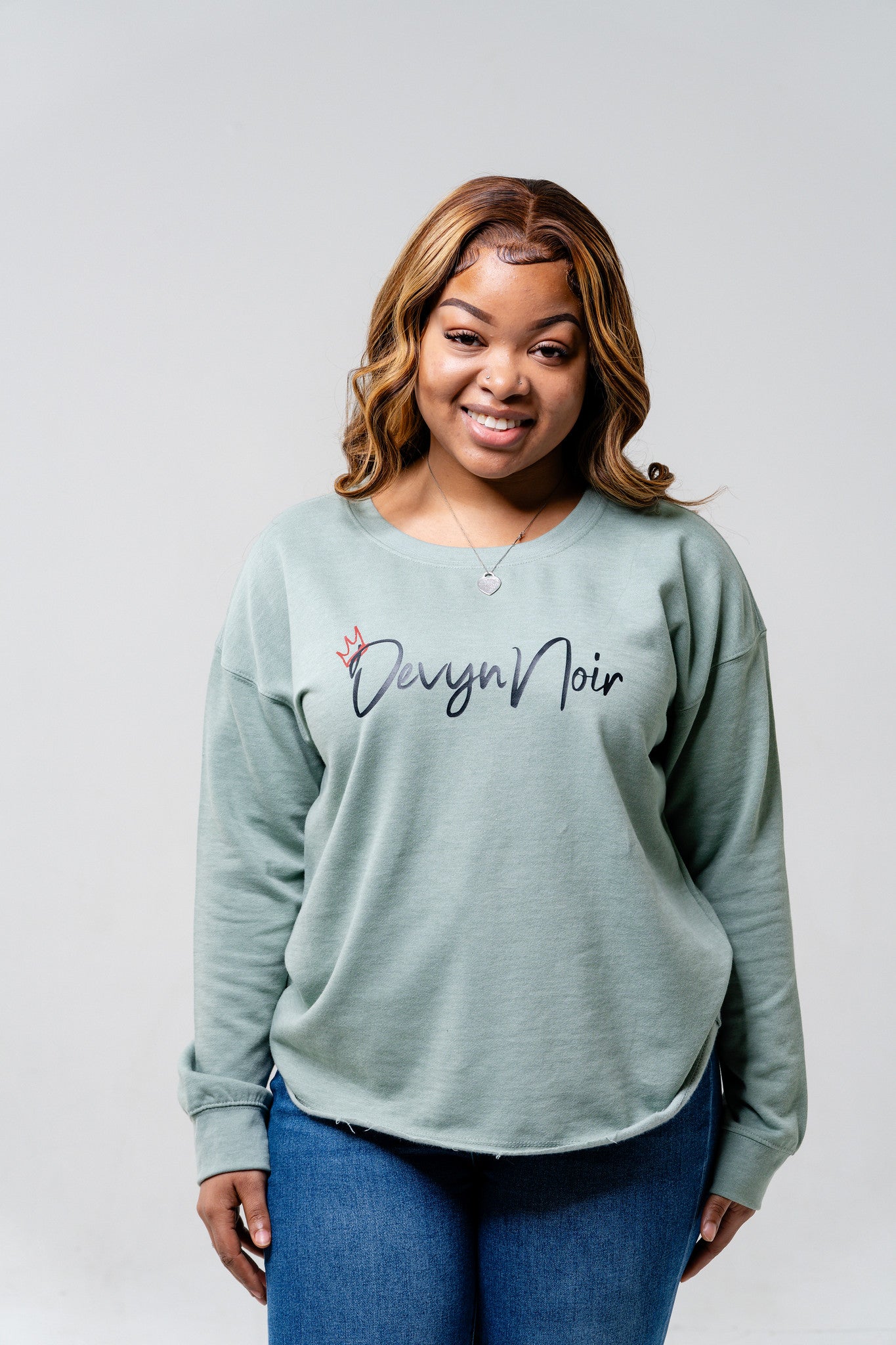 Devyn Noir Chaude Crewneck Sweatshirt